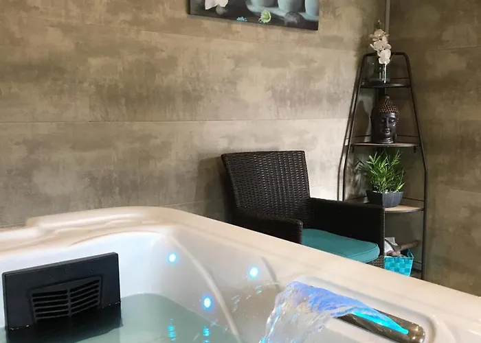 招待所 Logis De La Motte 图埃河畔阿尔塔内